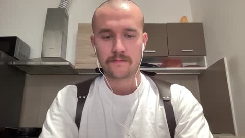 Snapshot of cute_skywalker chatting on 20, 12, 2024 cute_skywalker online show from 20, 12, 2024