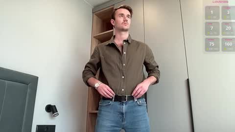 Snapshot of cute_skywalker chatting on 17, 9, 2025 cute_skywalker online show from 17, 9, 2025