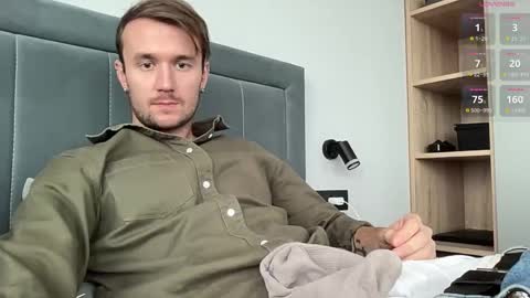 Snapshot of cute_skywalker chatting on 24, 9, 2025 cute_skywalker online show from 24, 9, 2025