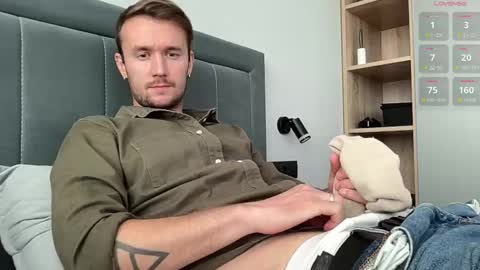 Snapshot of cute_skywalker chatting on 25, 9, 2025 cute_skywalker online show from 25, 9, 2025