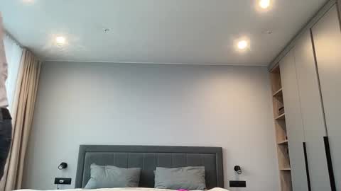 Snapshot of cute_skywalker chatting on 15, 10, 2025 cute_skywalker online show from 15, 10, 2025