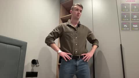 Snapshot of cute_skywalker chatting on 28, 10, 2025 cute_skywalker online show from 28, 10, 2025