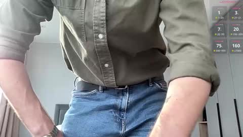 Snapshot of cute_skywalker chatting on 31, 10, 2025 cute_skywalker online show from 31, 10, 2025