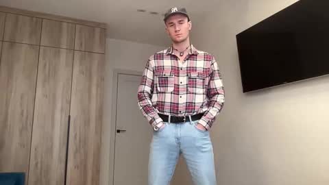 Snapshot of cute_skywalker chatting on 3, 3, 2026 cute_skywalker online show from 3, 3, 2026