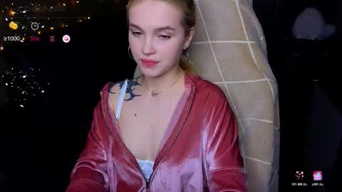 Snapshot of cute_summer_breathe chatting on 3, 11, 2025 Sue online show from 3, 11, 2025