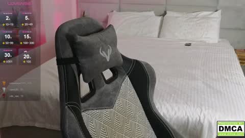 Thomas -  online show from 12, 1, 2025