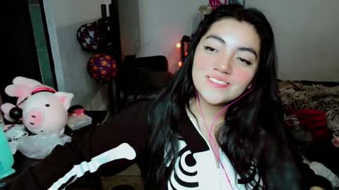 Snapshot of cuteambervi chatting on 31, 10, 2025 Princess Amber online show from 31, 10, 2025