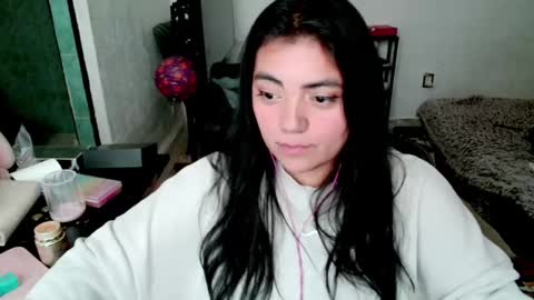 Snapshot of cuteambervi chatting on 12, 11, 2025 Princess Amber online show from 12, 11, 2025