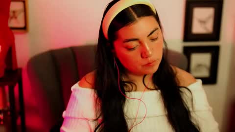 Snapshot of cuteambervi chatting on 14, 12, 2025 Princess Amber online show from 14, 12, 2025