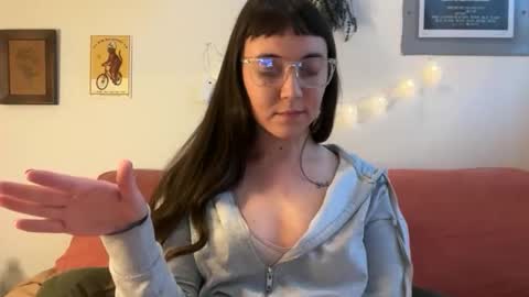 CuteBalloons online show from 6, 2, 2026