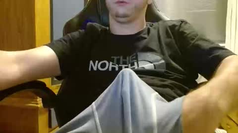 Snapshot of cuteboy090 chatting on 3, 6, 2026 Cuteboy090 online show from 3, 6, 2026