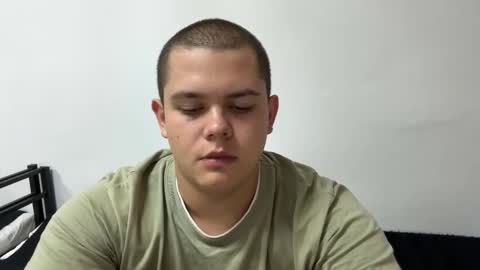 Snapshot of cutebutnaughty_ chatting on 3, 10, 2025 Alex online show from 3, 10, 2025