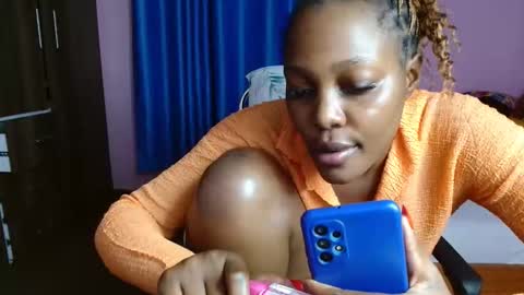 Snapshot of cutebuu chatting on 14, 11, 2025 cutebuu online show from 14, 11, 2025