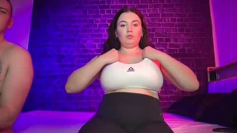 Cute Couple Real online show from 10, 5, 2026