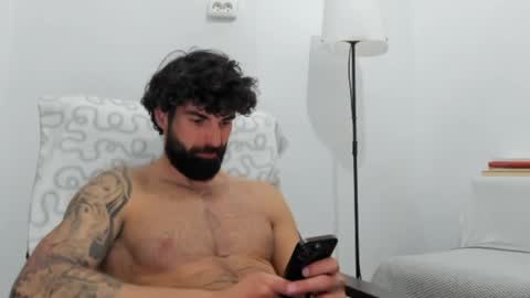 Snapshot of cuteeboy chatting on 5, 5, 2026 cuteeboy online show from 5, 5, 2026