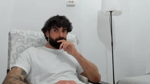 Snapshot of cuteeboy chatting on 7, 5, 2026 cuteeboy online show from 7, 5, 2026