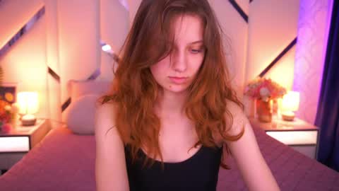Snapshot of cuteefoxy chatting on 27, 4, 2026 Foxy online show from 27, 4, 2026