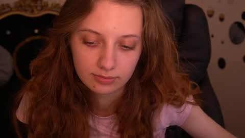 Snapshot of cuteefoxy chatting on 29, 5, 2026 Foxy online show from 29, 5, 2026