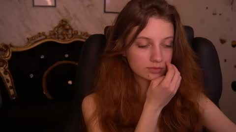 Snapshot of cuteefoxy chatting on 3, 6, 2026 Foxy online show from 3, 6, 2026