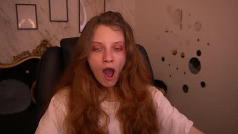 Snapshot of cuteefoxy chatting on 5, 6, 2026 Foxy online show from 5, 6, 2026