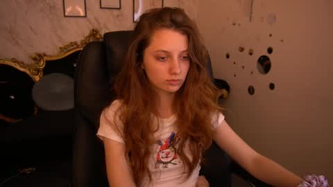 Snapshot of cuteefoxy chatting on 9, 6, 2026 Foxy online show from 9, 6, 2026