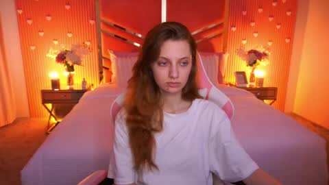 Snapshot of cuteefoxy chatting on 18, 7, 2026 Foxy online show from 18, 7, 2026