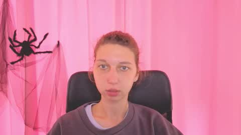 Elli online show from 28, 10, 2025