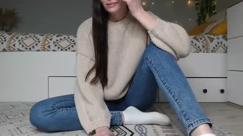 Snapshot of cuteemouse chatting on 27, 11, 2025 Anna online show from 27, 11, 2025