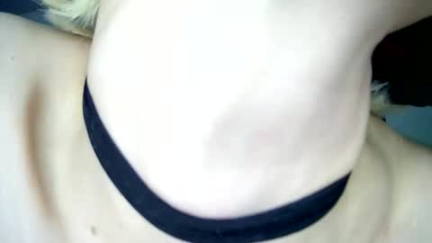 Snapshot of cutefemme chatting on 14, 5, 2026 Bella online show from 14, 5, 2026