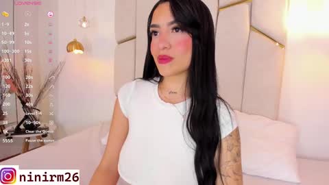Snapshot of cutegirl__nini chatting on 18, 2, 2025 andre online show from 18, 2, 2025