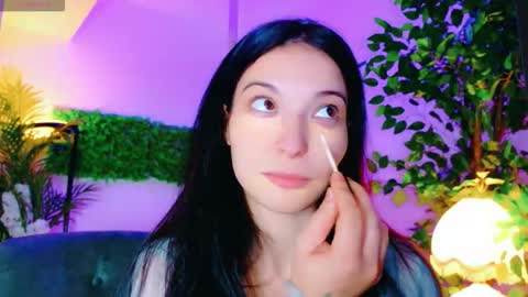 cuteness__girl online show from 7, 11, 2025