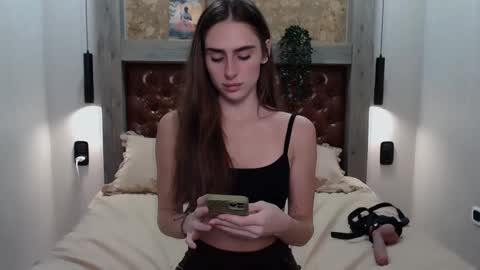 Kim online show from 17, 2, 2025