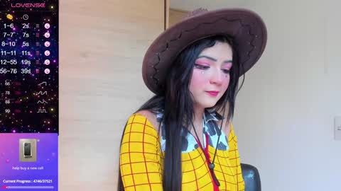 Snapshot of cutesarah_10 chatting on 8, 12, 2024 cutesarah_10 online show from 8, 12, 2024