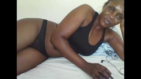 Snapshot of cutetinah chatting on 4, 3, 2025 TAMARA online show from 4, 3, 2025