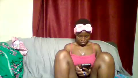 cutey_lunar online show from 28, 1, 2025