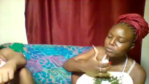 cutey_lunar online show from 31, 1, 2025