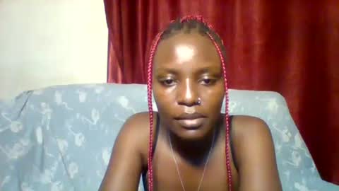 cutey_lunar online show from 17, 2, 2025