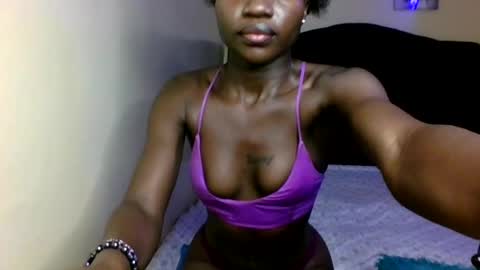 Snapshot of cutey_mara chatting on 4, 7, 2026 cutey_mara online show from 4, 7, 2026