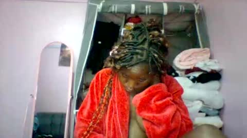 Snapshot of cutezola chatting on 20, 11, 2025 cutezola online show from 20, 11, 2025