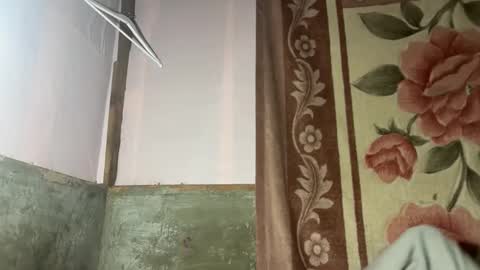Snapshot of cutie_fuckgirl chatting on 25, 2, 2026 A L T H E A online show from 25, 2, 2026