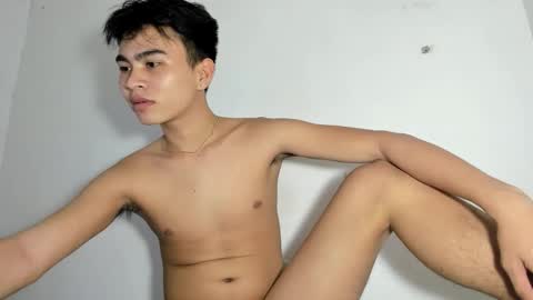 Snapshot of cutie_luwi chatting on 29, 10, 2025 luwi online show from 29, 10, 2025