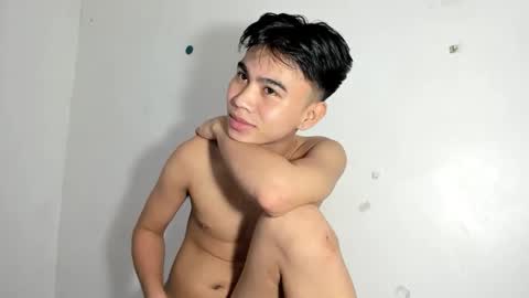 Snapshot of cutie_luwi chatting on 18, 11, 2025 luwi online show from 18, 11, 2025