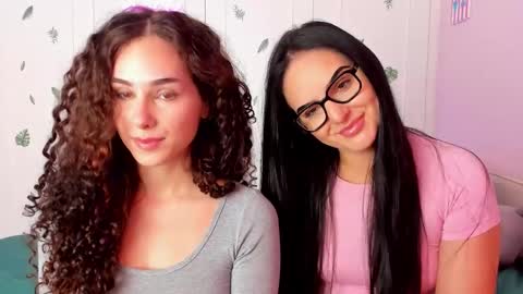 Nicole and Hanna online show from 19, 2, 2026