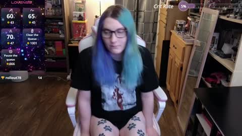 Snapshot of cutie_velvette chatting on 4, 12, 2024 Cutie Velvette online show from 4, 12, 2024