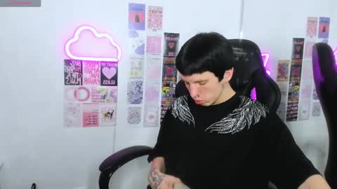 cutiekai_ online show from 7, 4, 2026