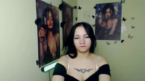 Snapshot of cutielady_ chatting on 15, 2, 2026 Emma online show from 15, 2, 2026