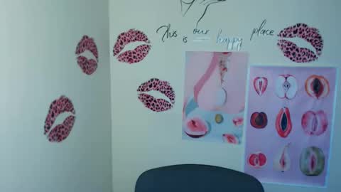 Snapshot of cutielady_ chatting on 27, 2, 2026 Emma online show from 27, 2, 2026