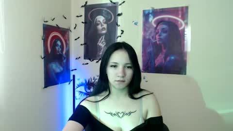 Snapshot of cutielady_ chatting on 4, 3, 2026 Emma online show from 4, 3, 2026