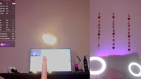 Snapshot of cutieotter chatting on 5, 3, 2025 Ann online show from 5, 3, 2025
