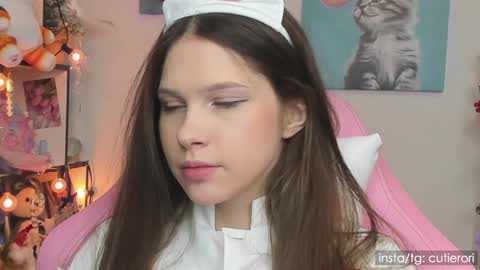 Snapshot of cutierori chatting on 23, 1, 2025 Rori Instagram cutierori online show from 23, 1, 2025